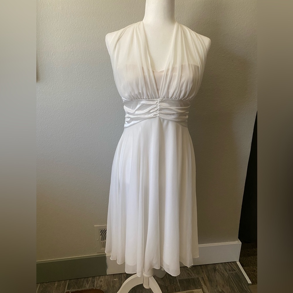 DB Studio White Dress- M